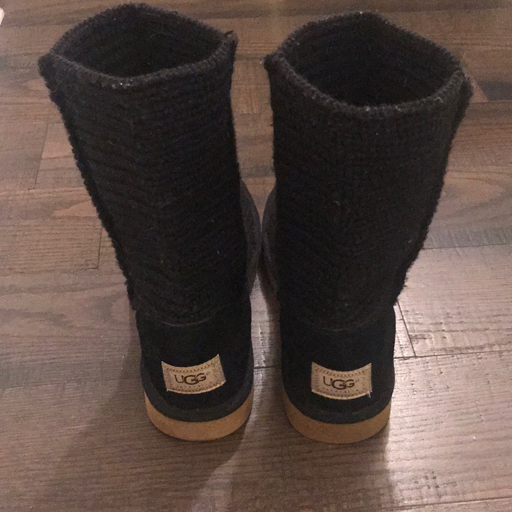 Black knit UGG boots (barely worn)
